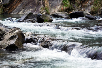 川 清流 渓流 流れ