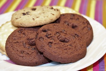 Obraz na płótnie Canvas Delicious cookies with drops of dark chocolate.