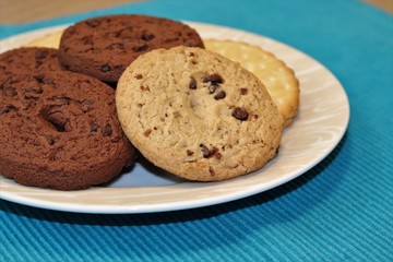 Delicious cookies with drops of dark chocolate.