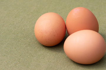 asymmetrical eggs