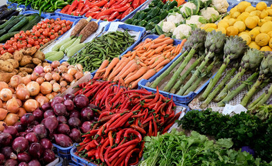 Fototapeta Warzywa na bazarze w Nikozji obraz