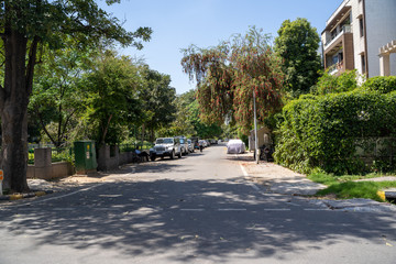 Fototapeta premium New Delhi, India - View of the streets in the Jor Bagh neighborhood of Delhi, India. Empty due to the pandemic (Coronavirus)