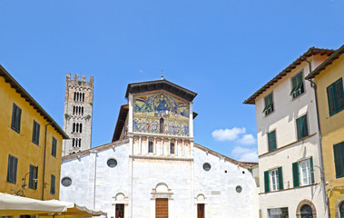 Fototapeta na wymiar Church of San Pietro Somaldi and Campanile with bell tower. Lucca, Italy