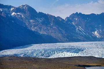 Foto op Canvas Gletsjer Beautiful blue iced glaciers retreating back into the mountains on the south east of Iceland  © Jorge Moro