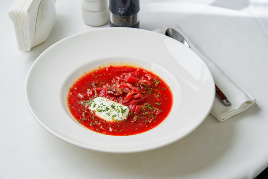 Russian-style beetroot and tomato borscht soup