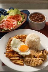 Prato de Comida Brasileira e Caseira Tradicional