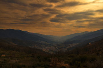 Fototapeta na wymiar view of the valley of the jerte