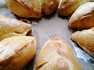 layout of pies with filling on the surface