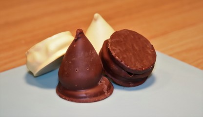 Delicious Argentinian alfajores, a sweet made with milk sweety.
