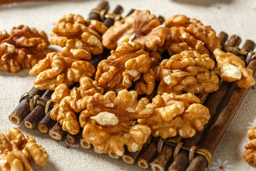 Leatheroid walnut