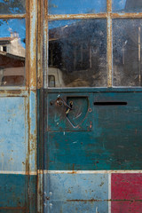 Porte color&eacute;e