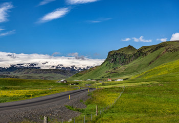 Fototapeta na wymiar Icelandic scenery with some lonely houses