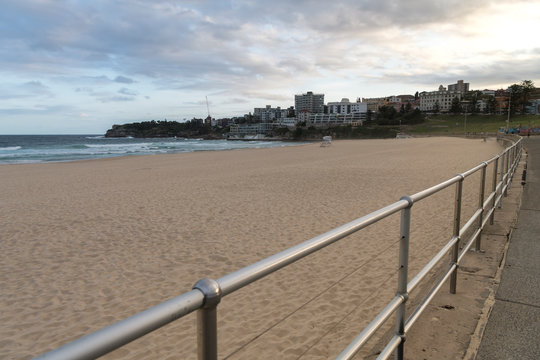 Bondi Beach Closed After Crowds Ignore Virus Warnings, Bondi Beach Australia