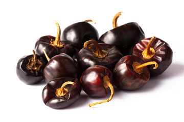 Cascabel Chilli cayenne dry Mexico hot pepper pod in white