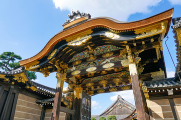 二条城 二の丸御殿唐門