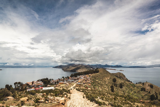 Vista De La Isla