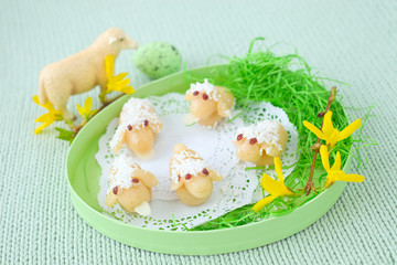 Osterlämmchen aus Marzipan