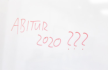 Fototapeta na wymiar Schriftzug Abitur 2020 auf einer Tafel