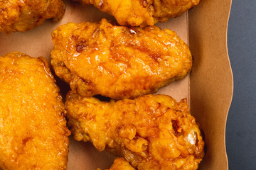 fried chicken wings with sauce