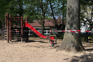 gesperrter spielplatz