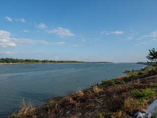 Fototapeta premium view of Mekong river at Nakorn Phanom, Thaiand