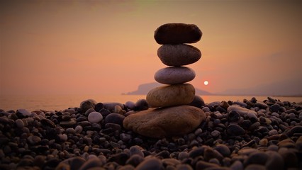 piter, zen, stein, balance, beach, meer, kies, fels, stapel, natur, kurort, wasser, eintracht, himmel, meditation, blau, ozean, pyramide, emporragen, kies, stabilität, beruhigt, sommer, gesundheit, en