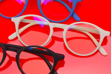 Designer glasses to see well