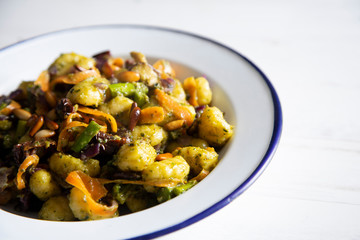 Gnocchis with vegetables and pesto