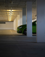 Auto in der Tiefgarage