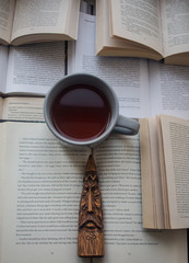 Fototapeta premium book and cup of tea