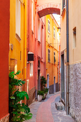 Fototapeta na wymiar cinque terre colorful street view