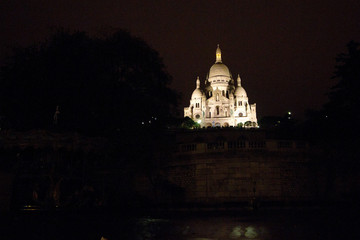 Vue autour du celebre quartier de Montmartre a Paris