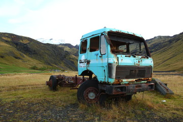 Alter LKW im Hochland auf Island