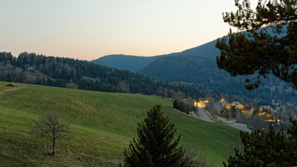 Champs de Villard De Lans au soleil couchant