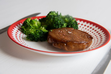 Seitan with broccoli