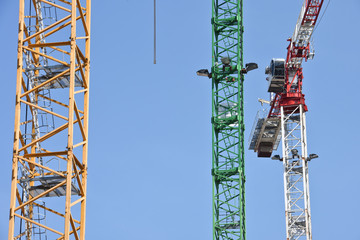 Naklejka premium grue travaux chantier entrepreneur entreprise immobilier construction