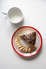 Sponge cake with banana