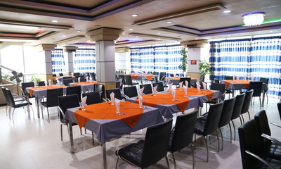 Fototapeta na wymiar Bay Leaf Restaurant Dhaka Bangladesh