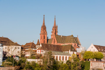 Basel, Münster, Kirche, Pfalz, Kreuzgang, Altstadt, Rhein, Rheinufer, Stadt, Basel-Stadt, Altstadthäuser, historische Häuser,  Frühling, Grossbasel, Schweiz