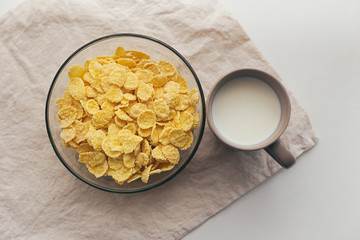corn flakes with milk