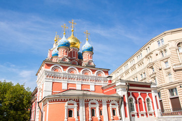 Fototapeta na wymiar The church of Saint George on Pskov Hill, Varvarka Street, Moscow, Russia