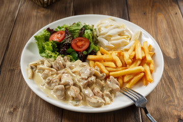 grilled chicken sandwich with chicken sauce
