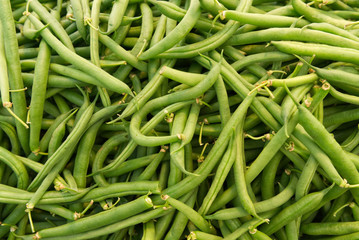 grüne bohnen auf dem markt in Bozen