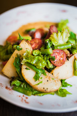 Munich salad with potatoes and sausages