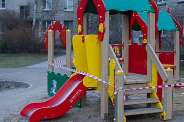 The playground is closed due to the Covid19 virus. It is forbidden to be on the playground.
