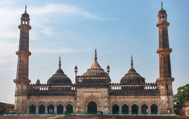 Fototapeta na wymiar Bara Imambara Skyline View Lucknow City India 