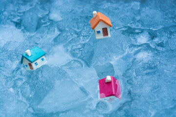 Fototapeta na wymiar House and ice