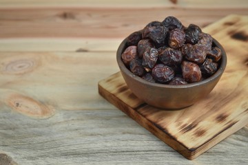 dried date palm fruits