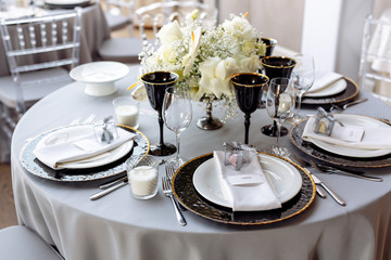 wedding decor flowers boho nature ceremony dishes hip 