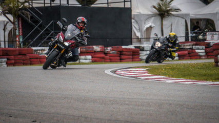 Prueba de pista Motocicletas 52